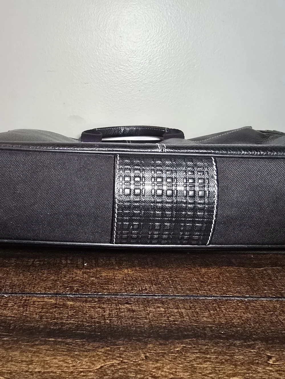 Boconi Tyler Tumbled Slim Black Mail Messenger Bag Leather